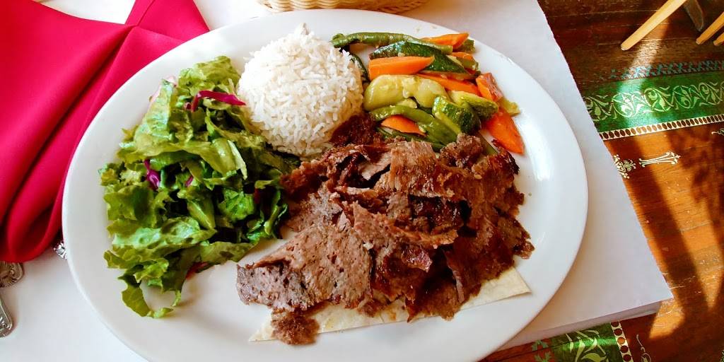 Bosphorus Istanbul Cafe | restaurant | 935 S East St, Indianapolis, IN 46225, USA | 3179741770 OR +1 317-974-1770