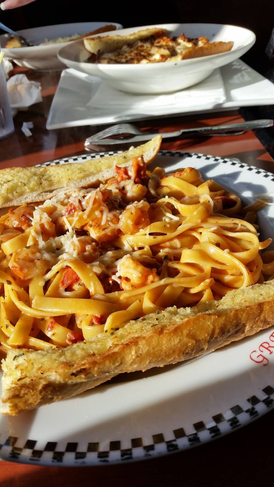 Romios Pizza & Pasta | restaurant | 2801 Western Ave E, Seattle, WA 98121, USA | 2062845420 OR +1 206-284-5420