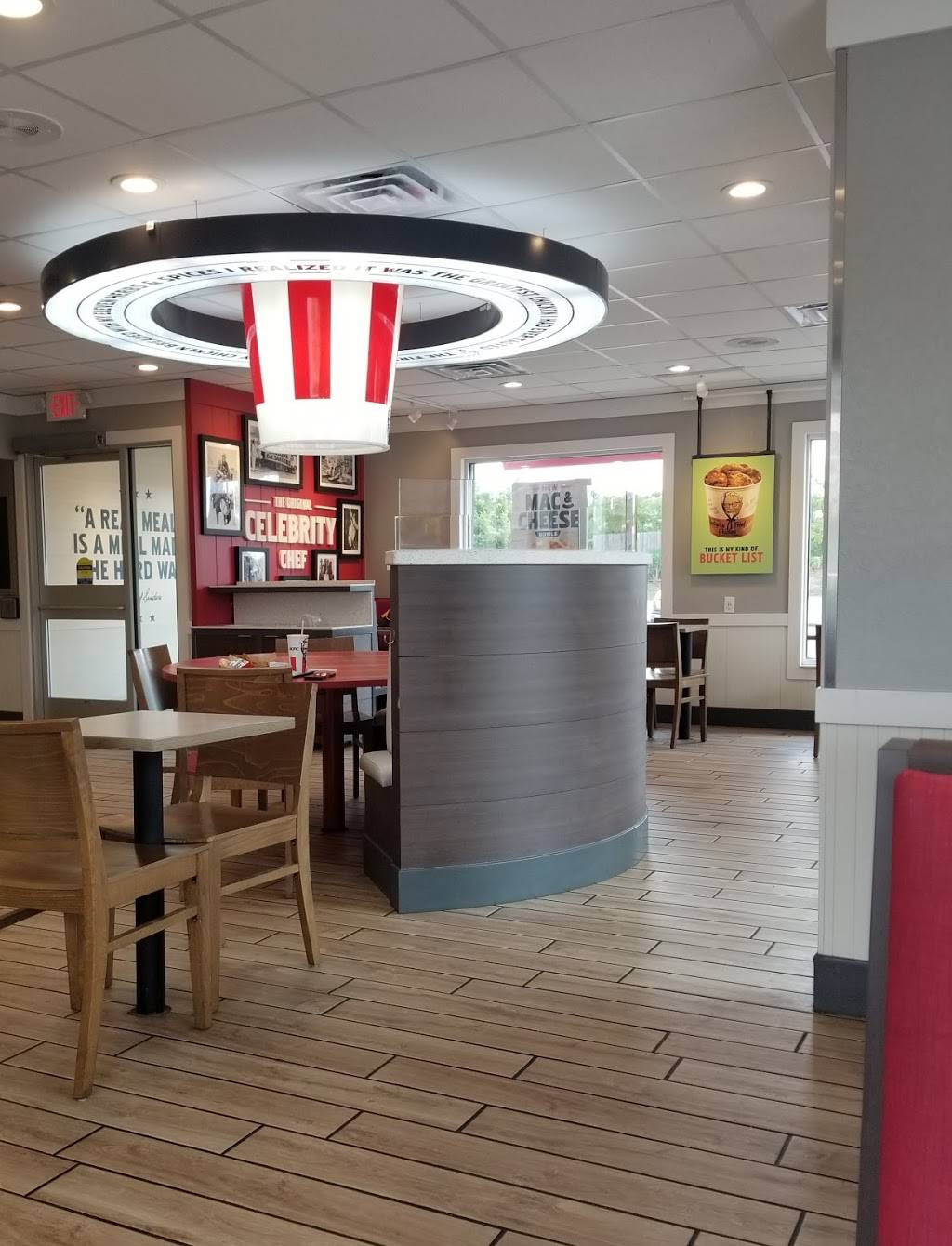 KFC | restaurant | 1217 Carraway Blvd, Birmingham, AL 35234, USA | 2053281304 OR +1 205-328-1304