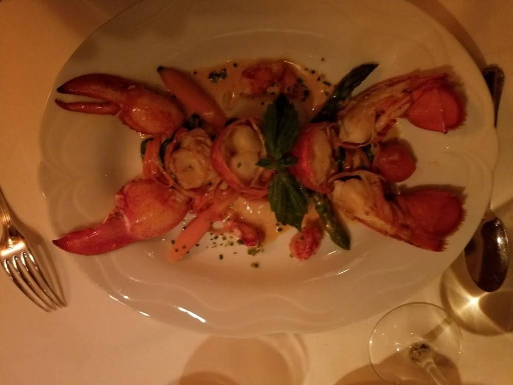 Thomas Henkelmann Restaurant | restaurant | 420, Field Point Rd, Greenwich, CT 06830, USA | 2038697500 OR +1 203-869-7500