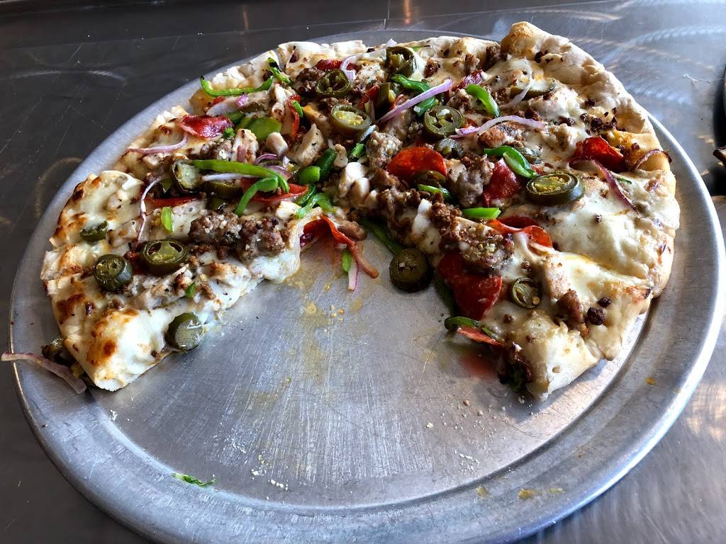 Premo Pizza - Under New Ownership | restaurant | 8887 N Chestnut Ave, Fresno, CA 93720, USA | 5592981122 OR +1 559-298-1122