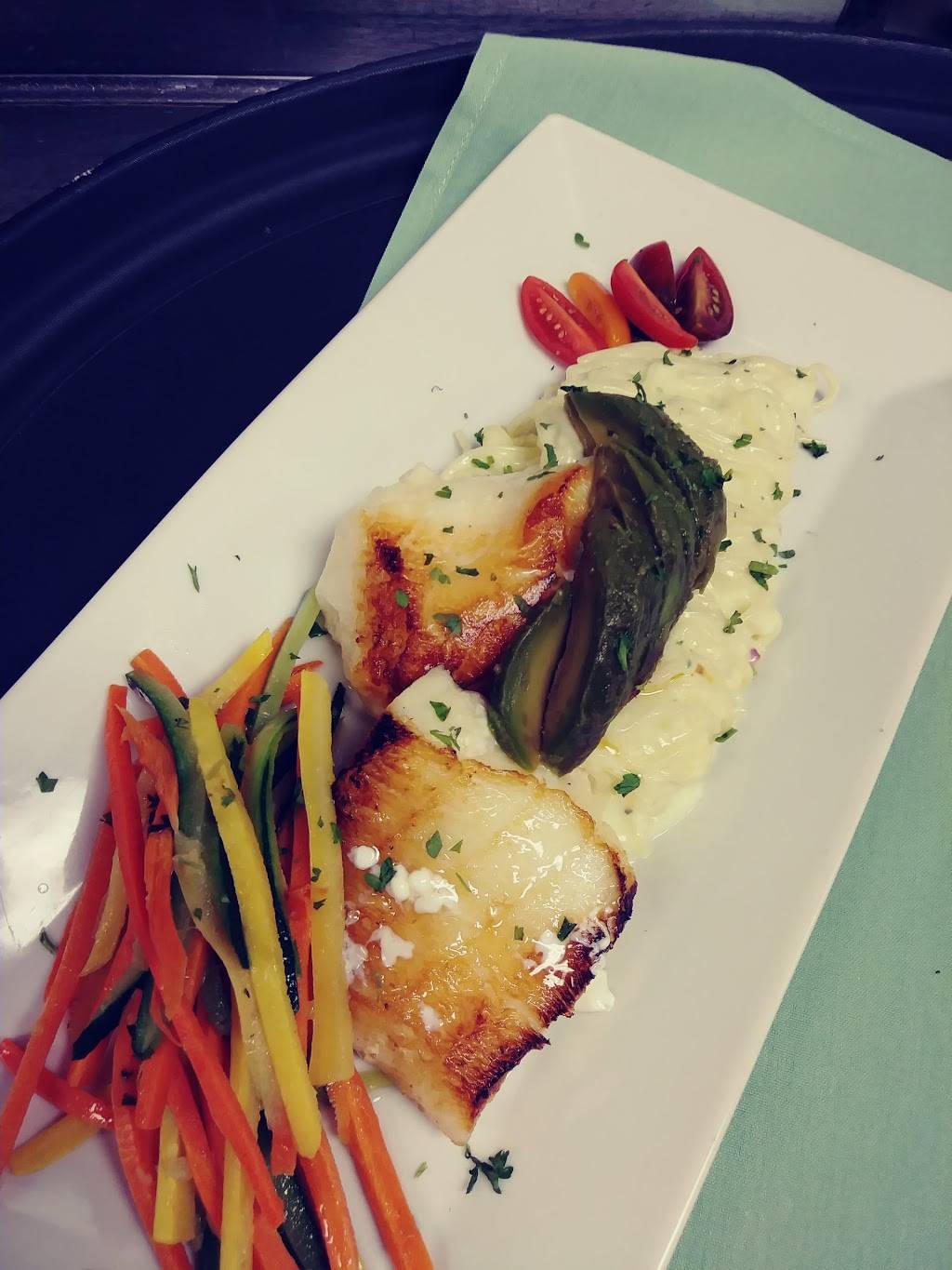 Legacy Restaurant & Grille | restaurant | 750 Jaycox Rd, Avon Lake, OH 44012, USA | 4409305570 OR +1 440-930-5570