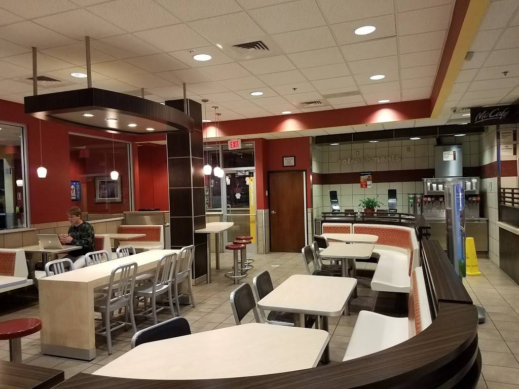 McDonalds | cafe | 11824 Lomas Blvd NE, Albuquerque, NM 87112, USA | 5052935512 OR +1 505-293-5512