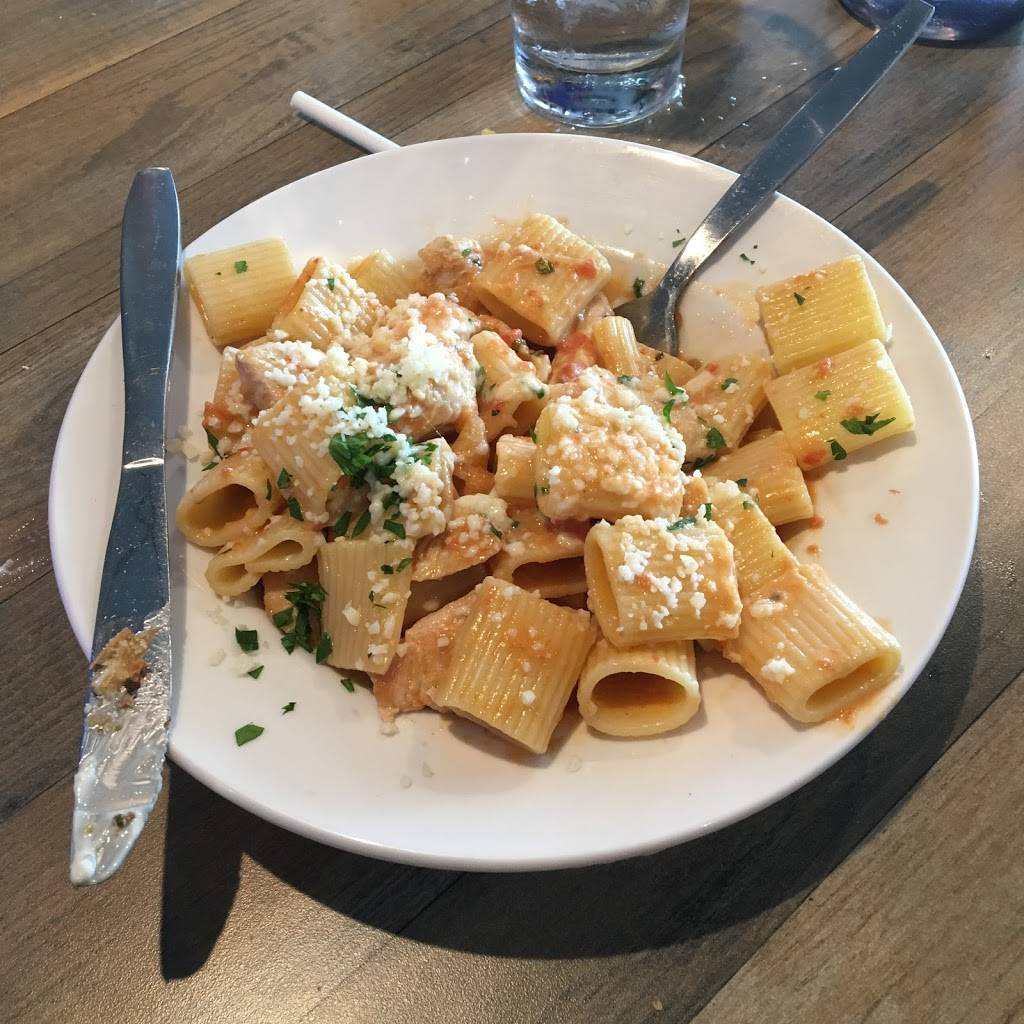 Alvins On The Beach | restaurant | 300 S Broadwalk, Hollywood, FL 33019, USA | 9542398242 OR +1 954-239-8242