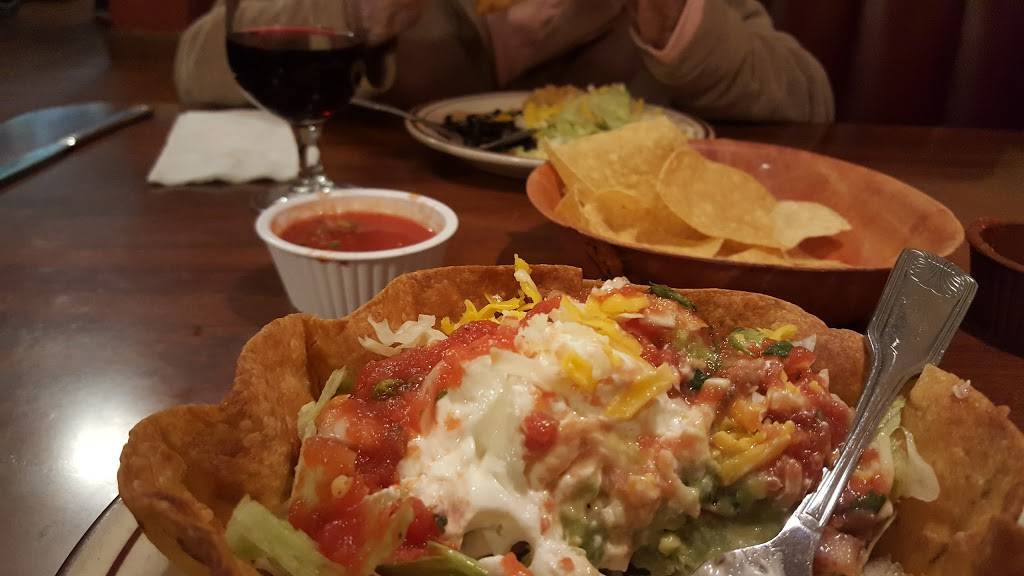 Casa de Lago | restaurant | 715 E Ojai Ave, Ojai, CA 93023, USA | 8056401577 OR +1 805-640-1577