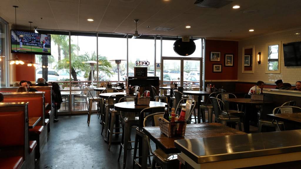 Fish District | meal takeaway | 12002 Carmel Mountain Rd, San Diego, CA 92128, USA | 8584851577 OR +1 858-485-1577