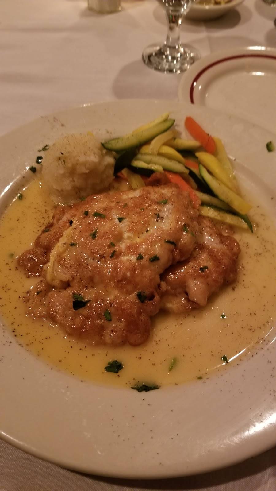 Casa Bella | restaurant | 330 W Market St, Scranton, PA 18508, USA | 5709699006 OR +1 570-969-9006