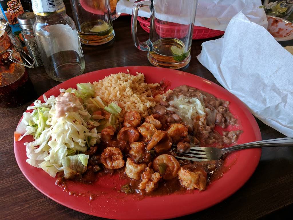 Gaetas Restaurant | restaurant | 7820 Monterey Rd, Gilroy, CA 95020, USA | 4087672422 OR +1 408-767-2422