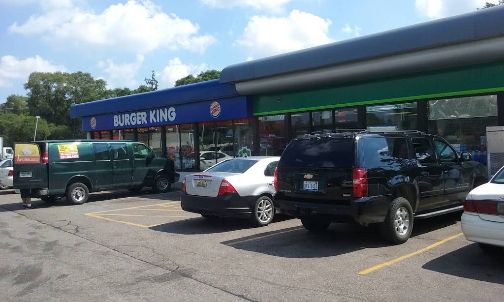 Burger King | restaurant | 27700 Mound Rd, Warren, MI 48092, USA | 5865583225 OR +1 586-558-3225