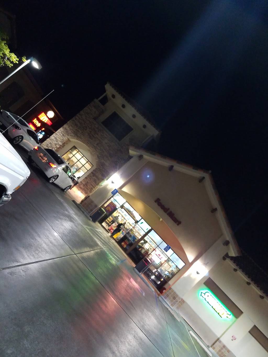 Subway Restaurants | restaurant | 19415 Golden Valley Rd, Santa Clarita, CA 91387, USA | 6612529394 OR +1 661-252-9394