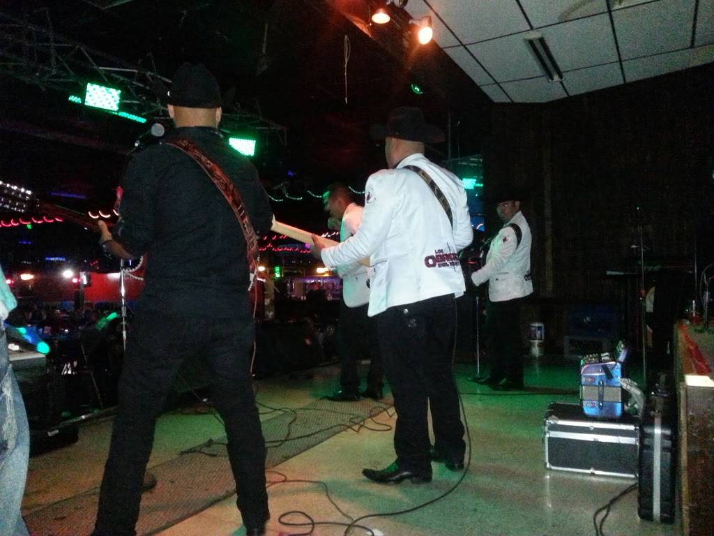 Leonardos Vermont | restaurant | 2800 S Vermont Ave, Los Angeles, CA 90007, USA | 3237370291 OR +1 323-737-0291