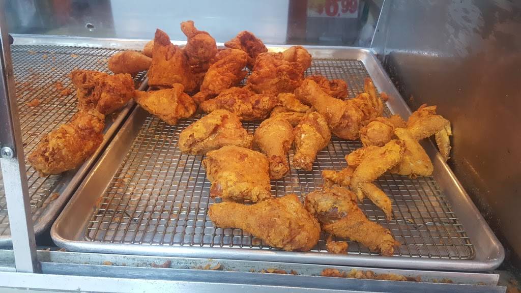 Crown Fried Chicken | restaurant | 2047 Richmond Terrace, Staten Island, NY 10302, USA | 3478253312 OR +1 347-825-3312