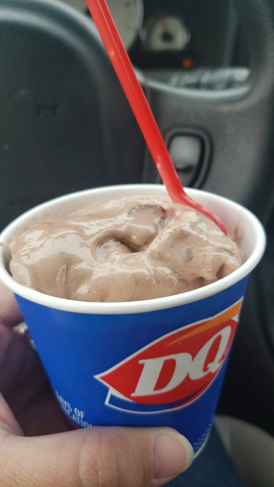 Dairy Queen Grill & Chill | restaurant | 917 S Saginaw Rd, Midland, MI 48640, USA | 9894863663 OR +1 989-486-3663