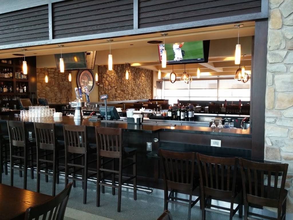 Carrabbas Italian Grill | restaurant | Washington Dulles International Airport, Concourse B, Gate B41, 1 Saarinen Cir, Dulles, VA 20166, USA | 7039727177 OR +1 703-972-7177