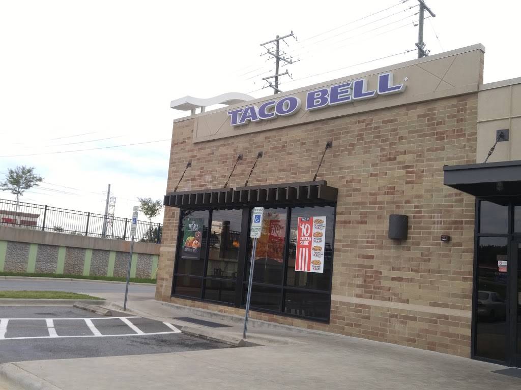 Taco Bell | meal takeaway | 5540 University Pointe Blvd, Charlotte, NC 28262, USA | 7045102228 OR +1 704-510-2228
