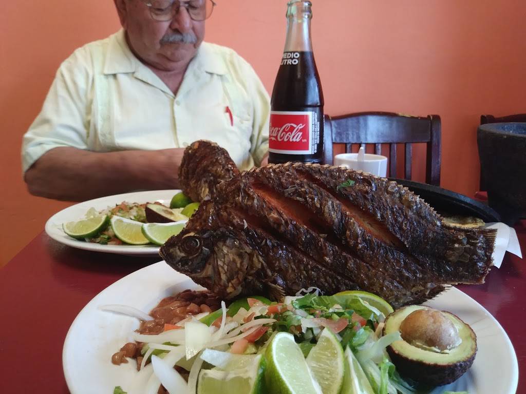 El Rinconcito Internacional | restaurant | 914 E 8th St, National City, CA 91950, USA | 6194346165 OR +1 619-434-6165