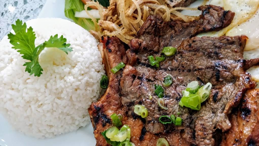 DelightPho | restaurant | 45 Dusk Dr unit 6, Brampton, ON L6Y 5Z6, Canada | 9054566651 OR +1 905-456-6651