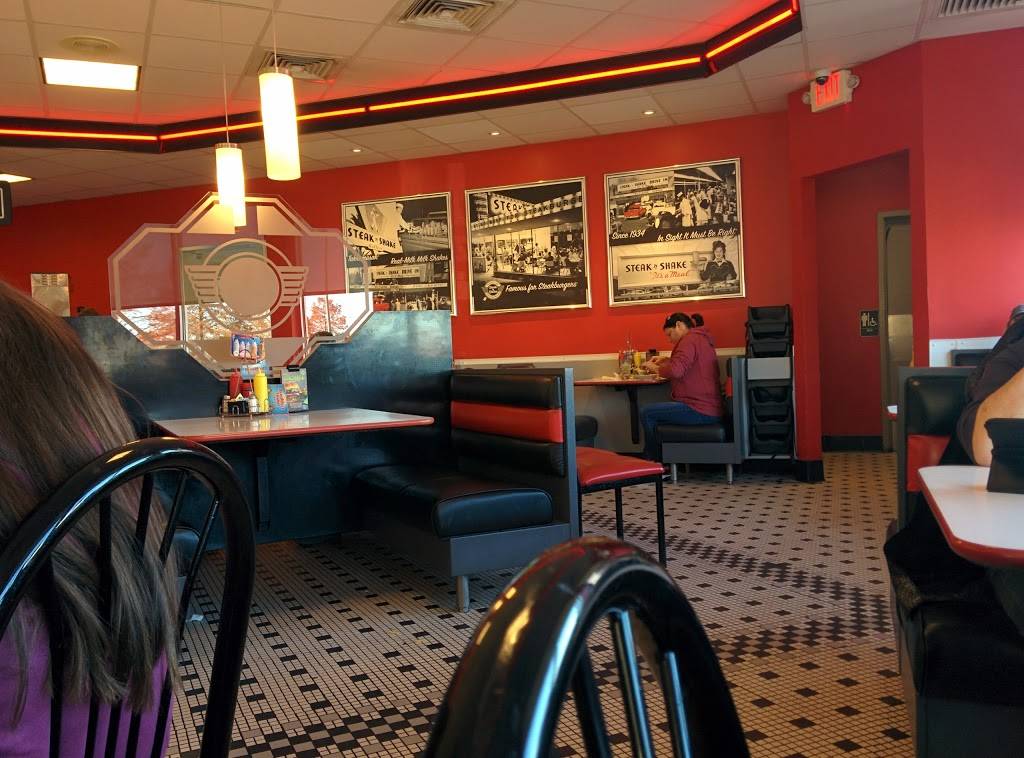 Steak n Shake | restaurant | 310 Wild Geese Rd, Knoxville, TN 37922, USA | 8656752551 OR +1 865-675-2551