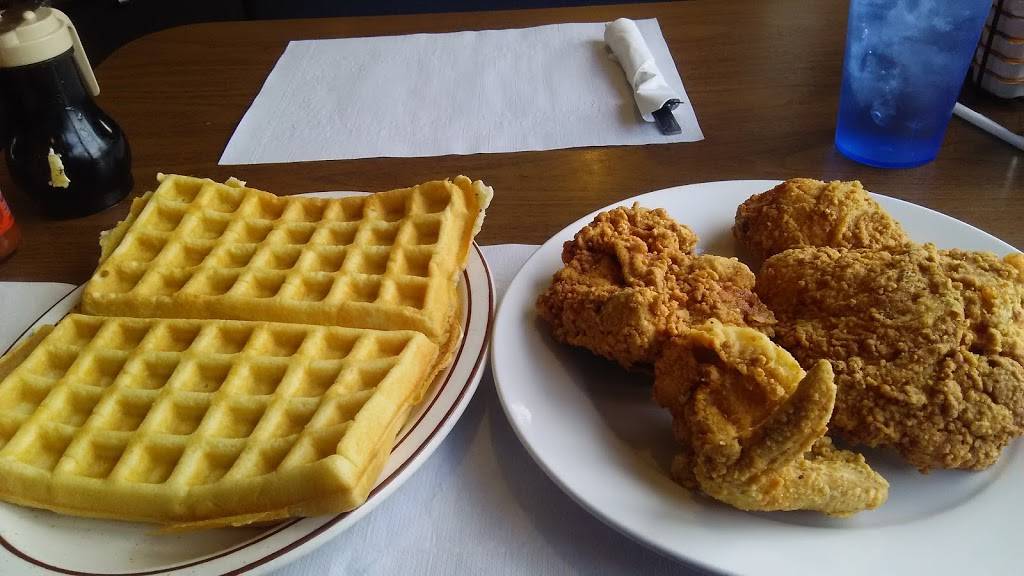 Sunrise Family Restaurant | restaurant | 3500 N Lindbergh Blvd, St Ann, MO 63074, USA | 3142099545 OR +1 314-209-9545