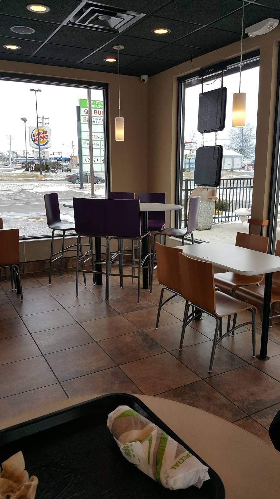 Taco Bell | meal takeaway | 1400 S State St, Jerseyville, IL 62052, USA | 6184984883 OR +1 618-498-4883