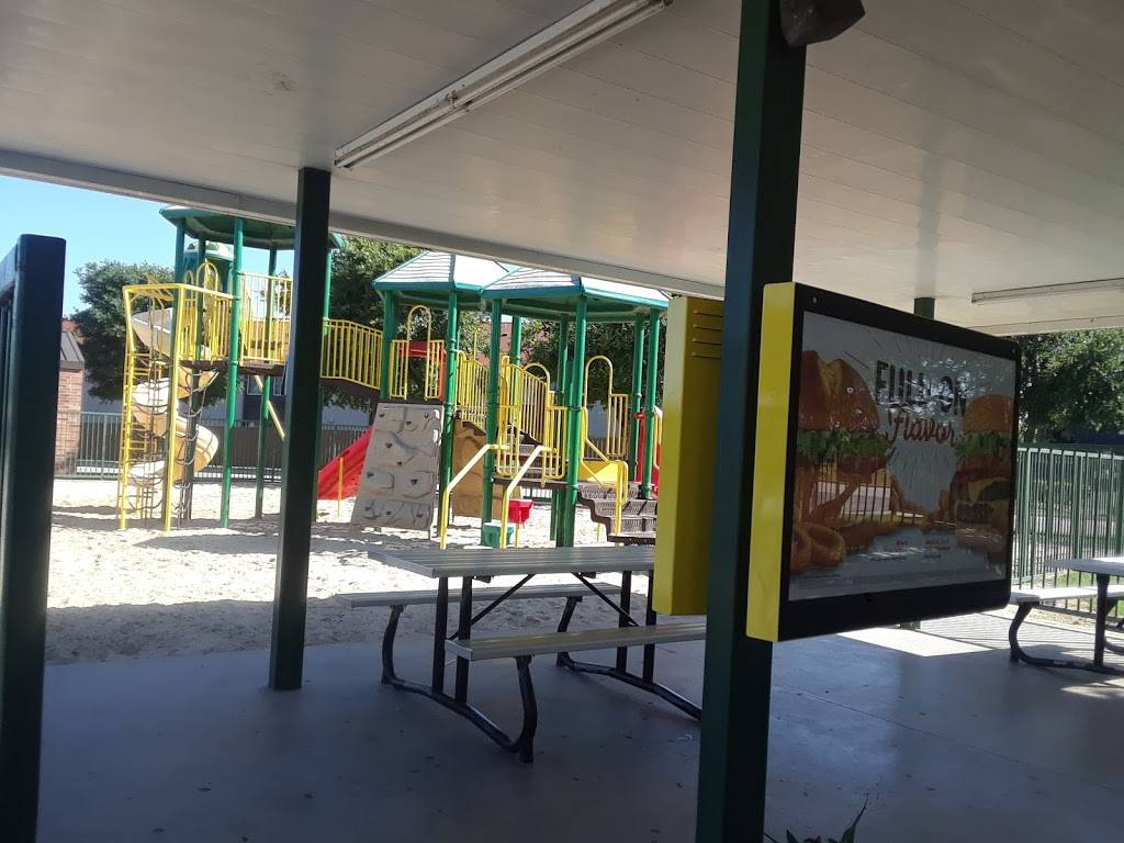 Sonic Drive-In | restaurant | 3222 Goliad Rd, San Antonio, TX 78223, USA | 2103371116 OR +1 210-337-1116