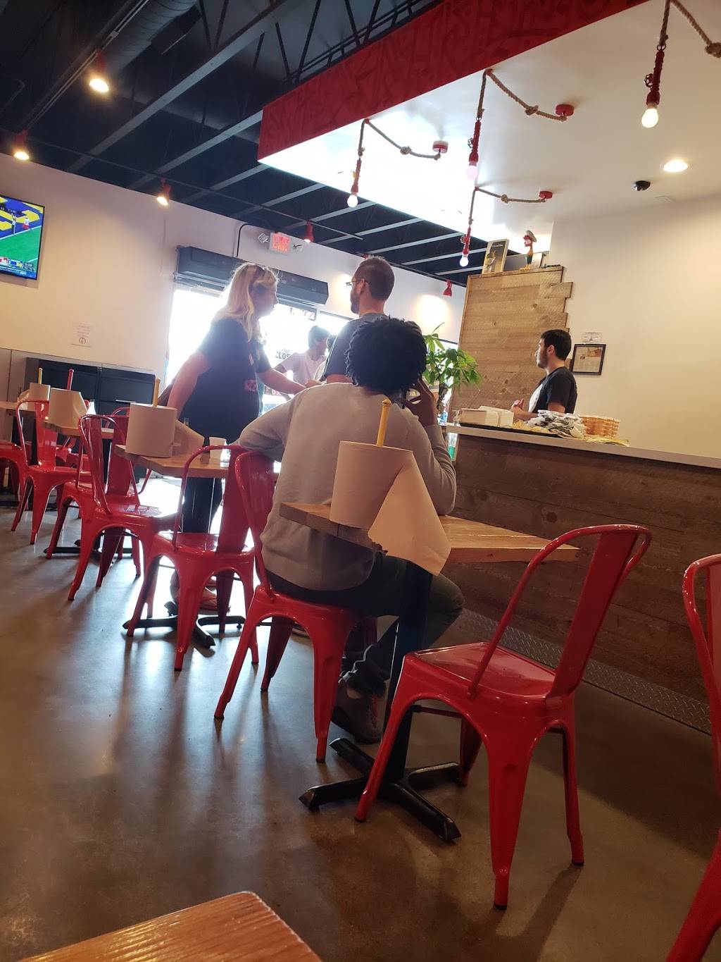 Daves Hot Chicken | restaurant | 970 N Western Ave, Los Angeles, CA 90029, USA | 3235369711 OR +1 323-536-9711