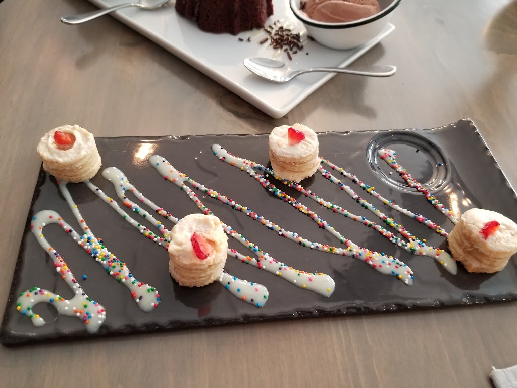 Altiro Latin Fusion | cafe | 107 N Oak Park Ave, Oak Park, IL 60301, USA | 7084345077 OR +1 708-434-5077