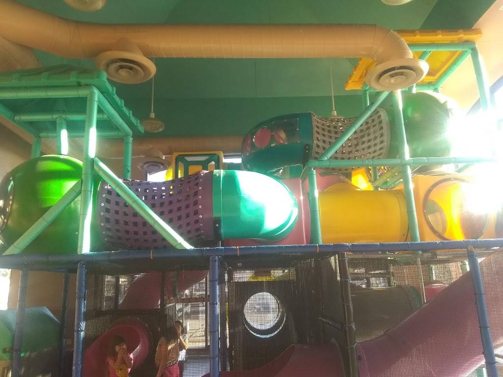 McDonalds | cafe | 2001 N Country Club Dr, Mesa, AZ 85201, USA | 4808357054 OR +1 480-835-7054