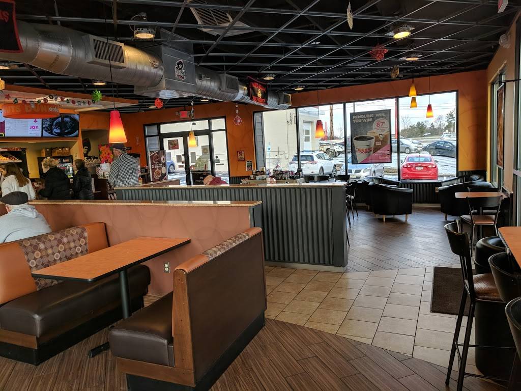 Dunkin | bakery | 830 Beaver Grade Rd, Coraopolis, PA 15108, USA | 4124743245 OR +1 412-474-3245