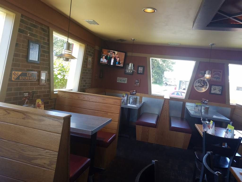 Pizza Hut | meal takeaway | 901 N Center Ave, Merrill, WI 54452, USA | 7155362433 OR +1 715-536-2433