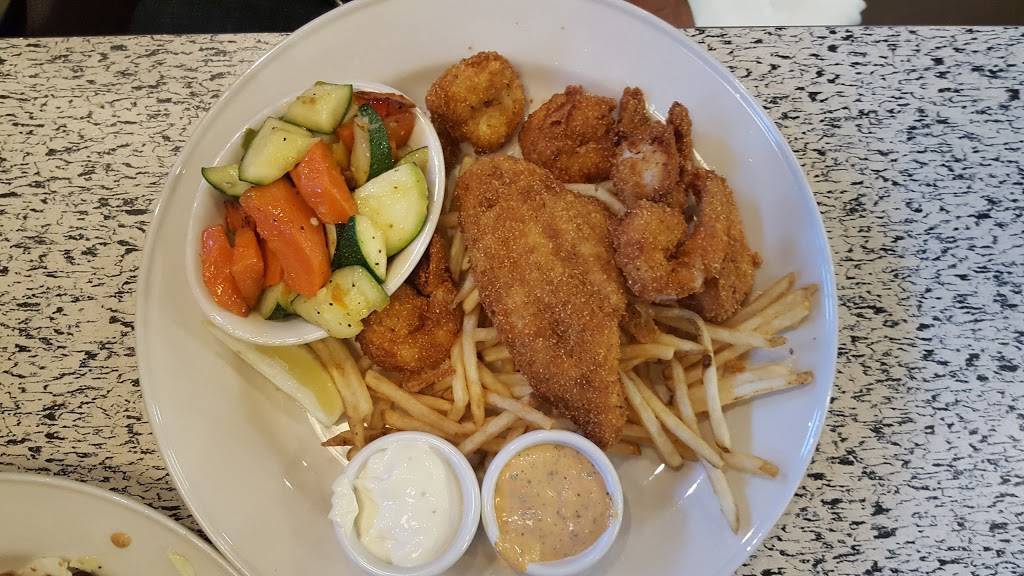 Lucilles Smokehouse Bar-B-Que | restaurant | 6220 Topanga Canyon Blvd Suite 1480, Woodland Hills, CA 91367, USA | 8183467427 OR +1 818-346-7427