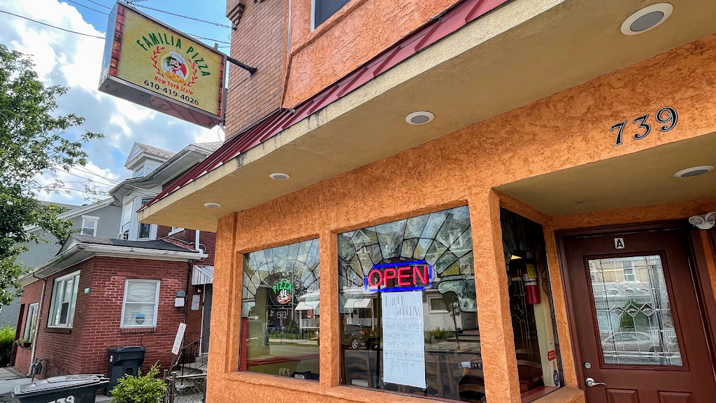 Familia Pizza | restaurant | 739 Linden St, Bethlehem, PA 18018, USA | 6104194026 OR +1 610-419-4026