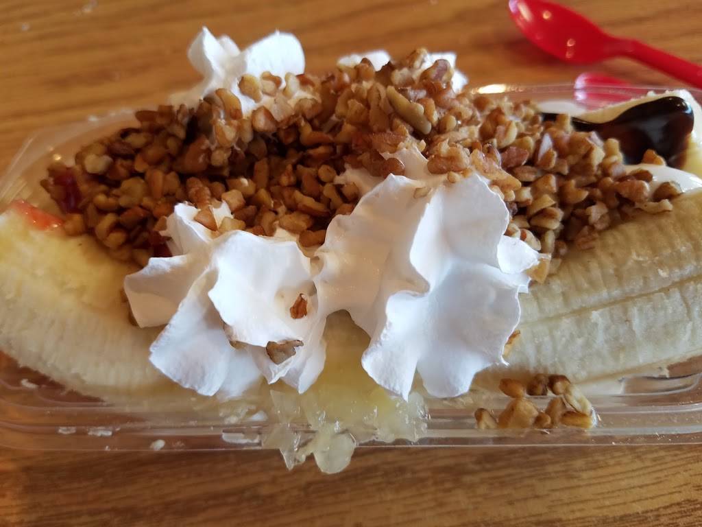 Dairy Queen Store | restaurant | 9222 S Zarzamora St, San Antonio, TX 78224, USA | 2109272695 OR +1 210-927-2695