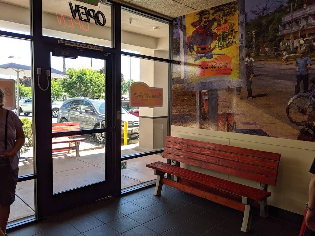 Banh-Mi Grill | restaurant | 2611 E Thompson Blvd Ste #108, Ventura, CA 93003, USA | 8056283637 OR +1 805-628-3637