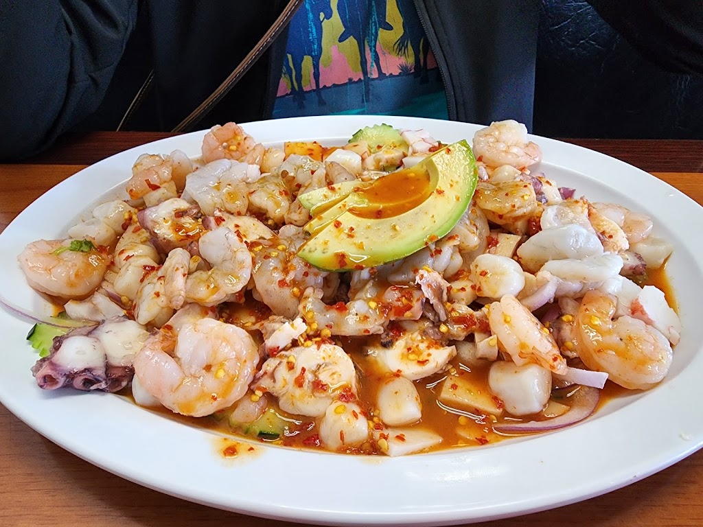 Mariscos KC | restaurant | 519 E Santa Fe St, Olathe, KS 66061, USA | 9137128156 OR +1 913-712-8156