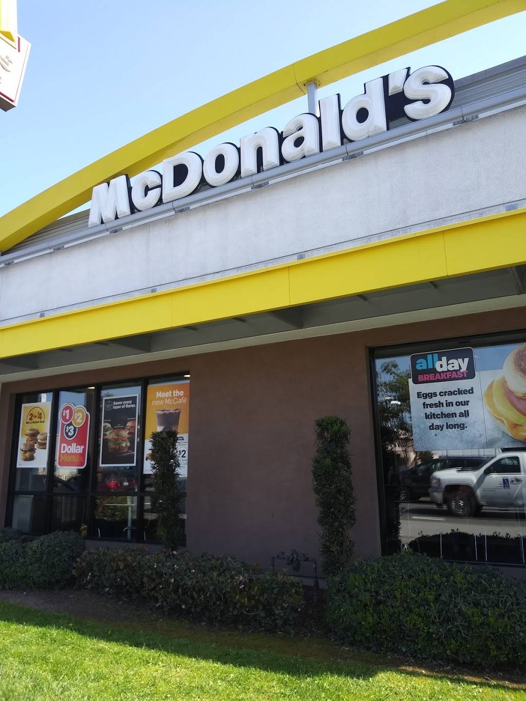 McDonalds | cafe | 3602 South La Brea Ave, Los Angeles, CA 90016, USA | 3232950137 OR +1 323-295-0137