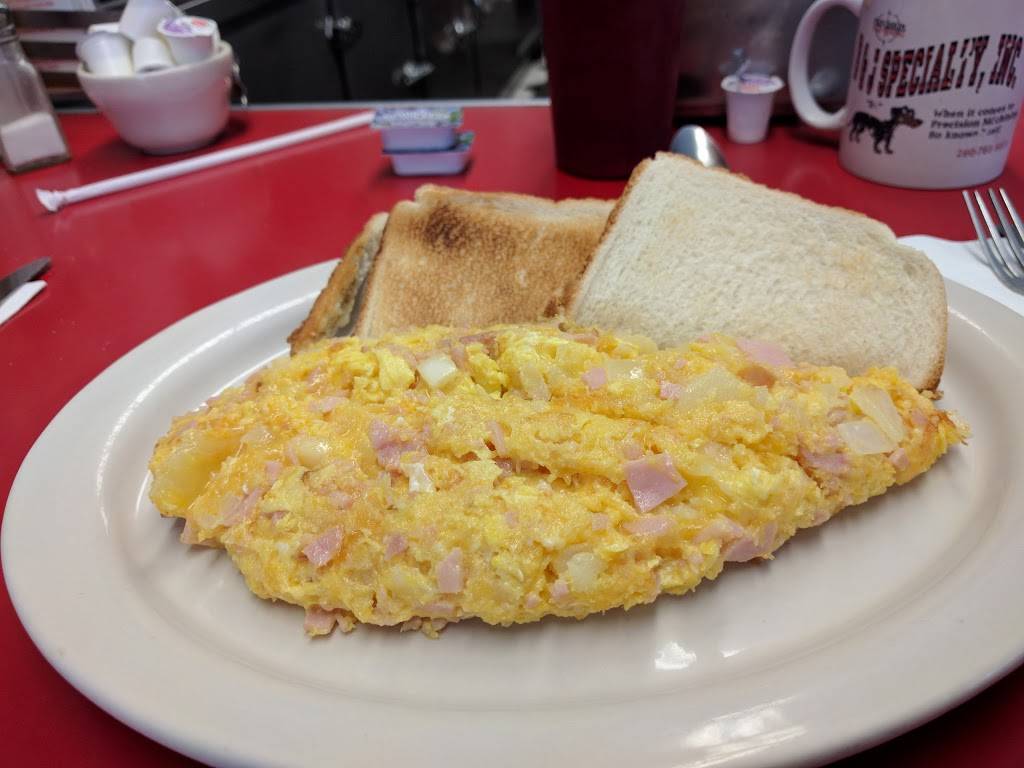 Cindys Diner | restaurant | 230 W Berry St, Fort Wayne, IN 46802, USA | 2604221957 OR +1 260-422-1957