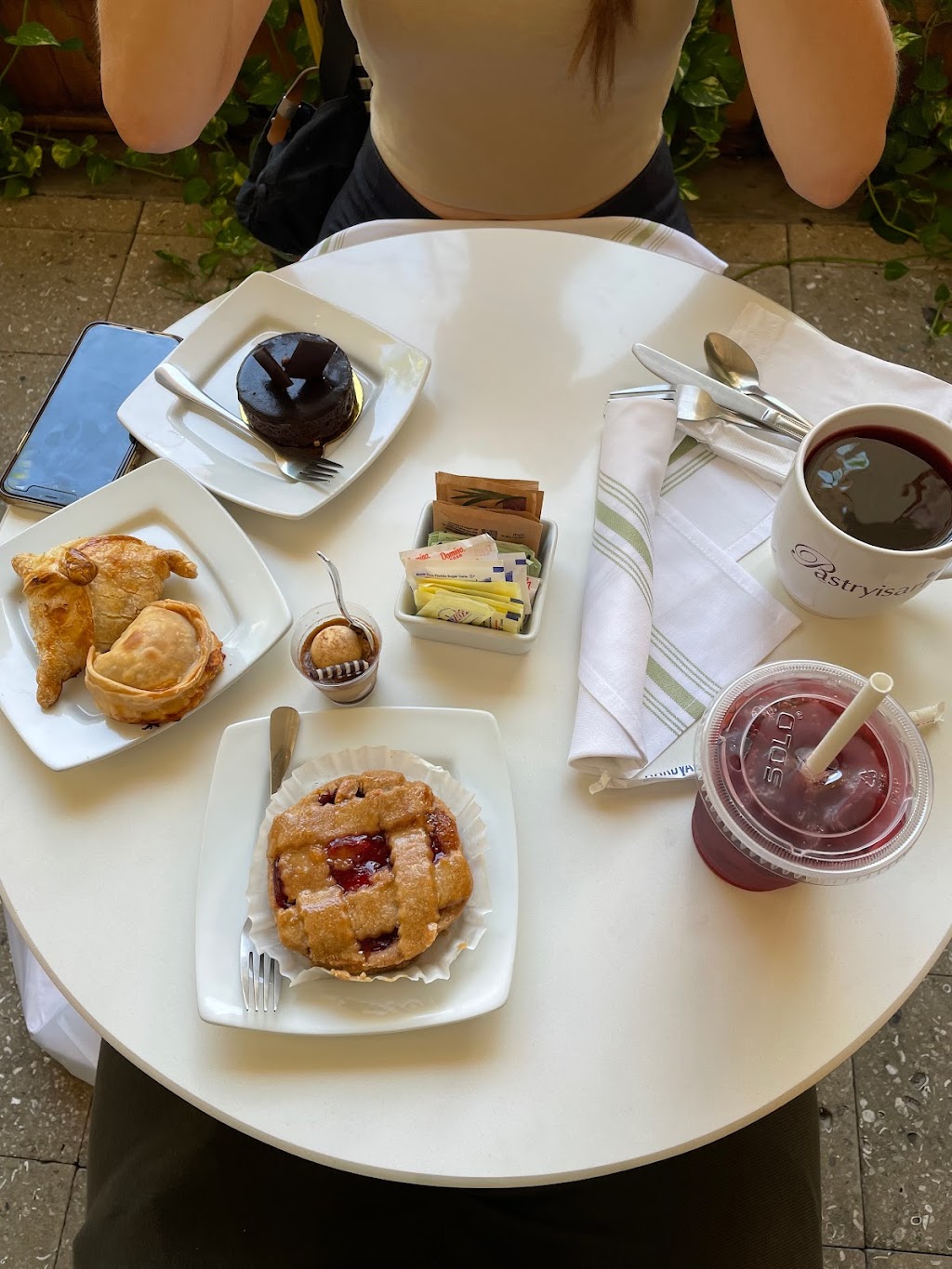 Pastry is Art | bakery | 601 Silks Run #1480, Hallandale Beach, FL 33009, USA | 9545892013 OR +1 954-589-2013