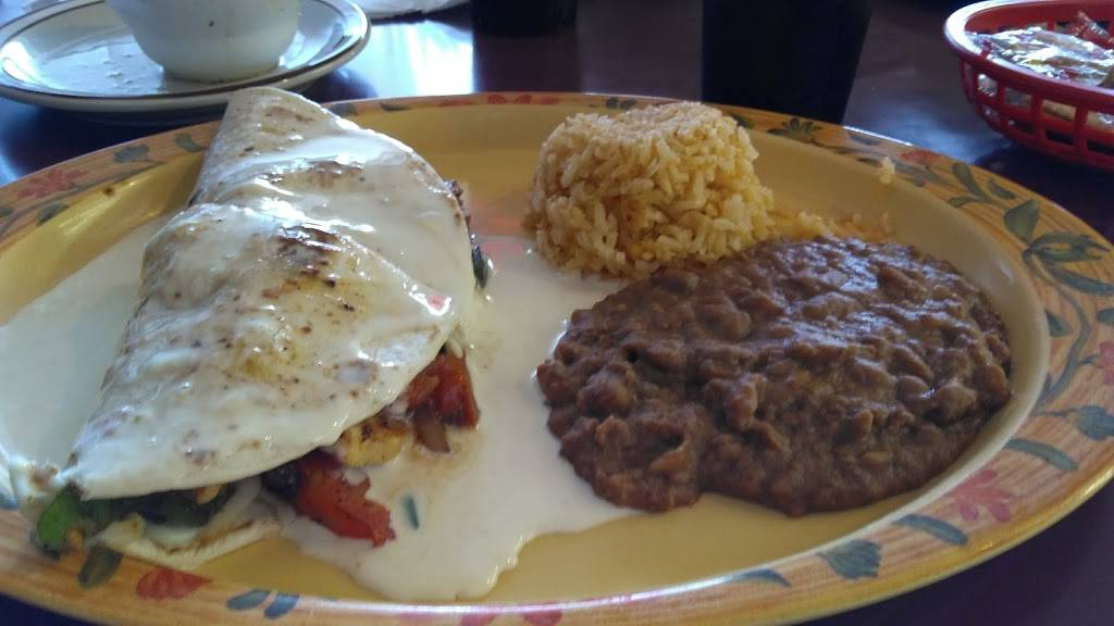 Blue Star Cafe | restaurant | 130 N Sangamon Ave, Gibson City, IL 60936, USA | 2177844033 OR +1 217-784-4033