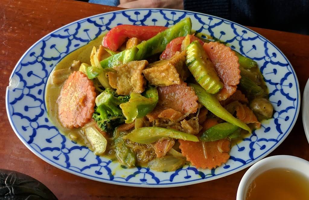 Hey Bangkok! | restaurant | 301 S Pennsylvania St, Denver, CO 80209, USA | 3037770559 OR +1 303-777-0559