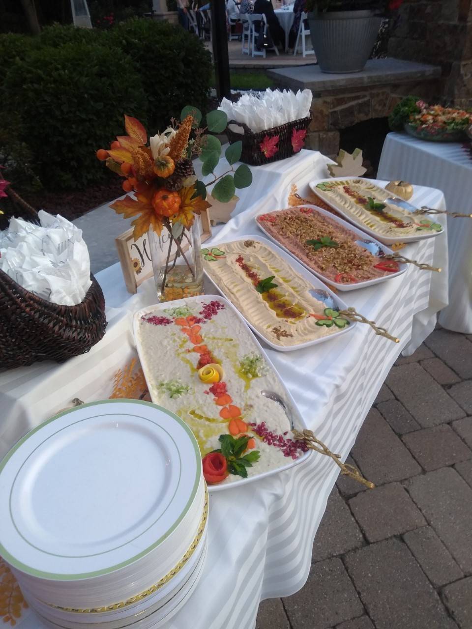 Alrayes Catering | restaurant | 332 E St Charles Rd, Villa Park, IL 60181, USA | 6309036766 OR +1 630-903-6766