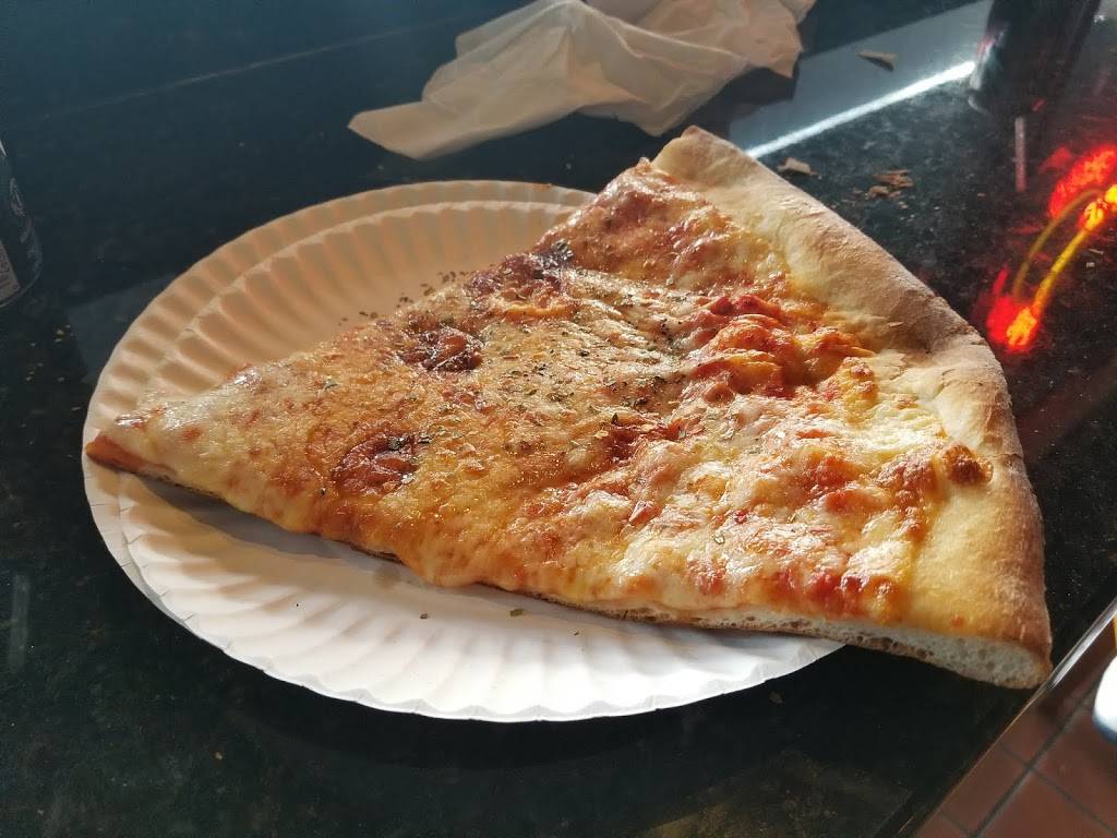 Annies Pizza & Subs | meal takeaway | 2524 FL-7, Pompano Beach, FL 33063, USA | 9549705117 OR +1 954-970-5117