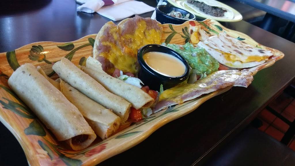 Las Palapas | restaurant | 5525 Tezel Rd, San Antonio, TX 78250, USA | 2106827063 OR +1 210-682-7063