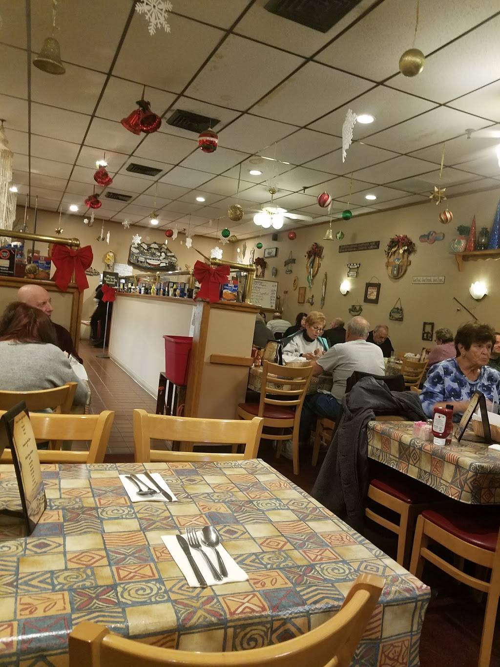 Catfish Annies | restaurant | 116 Commack Rd, Commack, NY 11725, USA | 6314995131 OR +1 631-499-5131