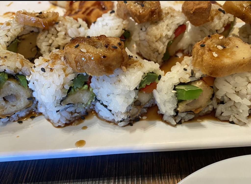 VeggiEAT | restaurant | 1910 Village Center Cir Ste 1, Las Vegas, NV 89134, USA | 7027805659 OR +1 702-780-5659