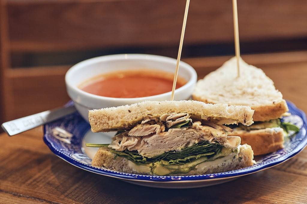 Farmers & Distillers | restaurant | 600 Massachusetts Ave NW, Washington, DC 20001, USA | 2024643001 OR +1 202-464-3001