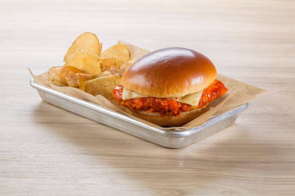 Wing Zone | restaurant | 8634 Richmond Hwy, Alexandria, VA 22309, USA | 7038443889 OR +1 703-844-3889