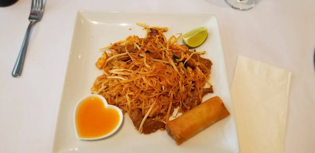 Restaurant Emeraude Bangkok | restaurant | 413 Avenue Bourke, Dorval, QC H9S 3W8, Canada | 5145386628 OR +1 514-538-6628