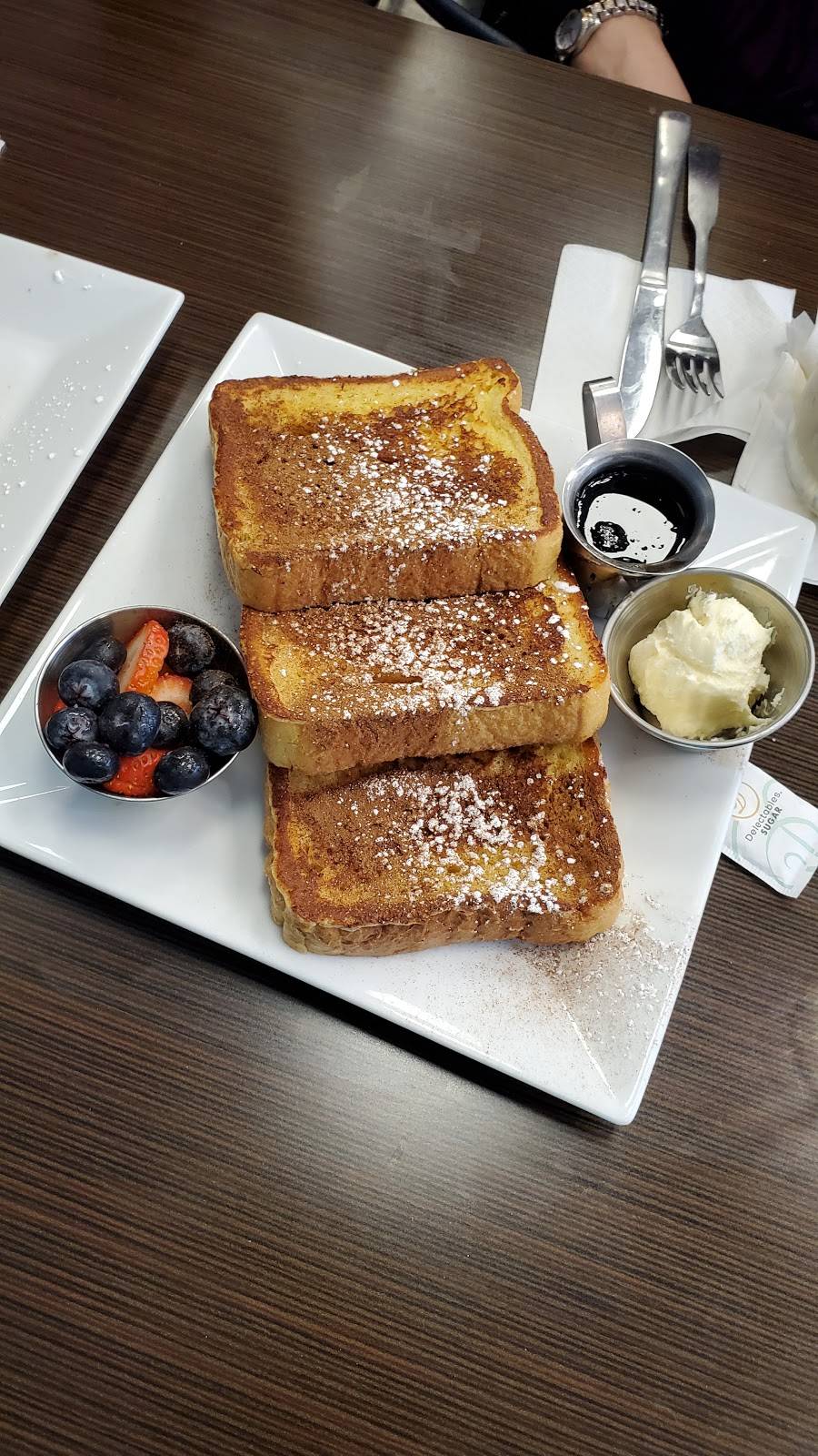 Meemoms | cafe | 56 Chambersbridge Rd, Brick Township, NJ 08723, USA | 8564733733 OR +1 856-473-3733