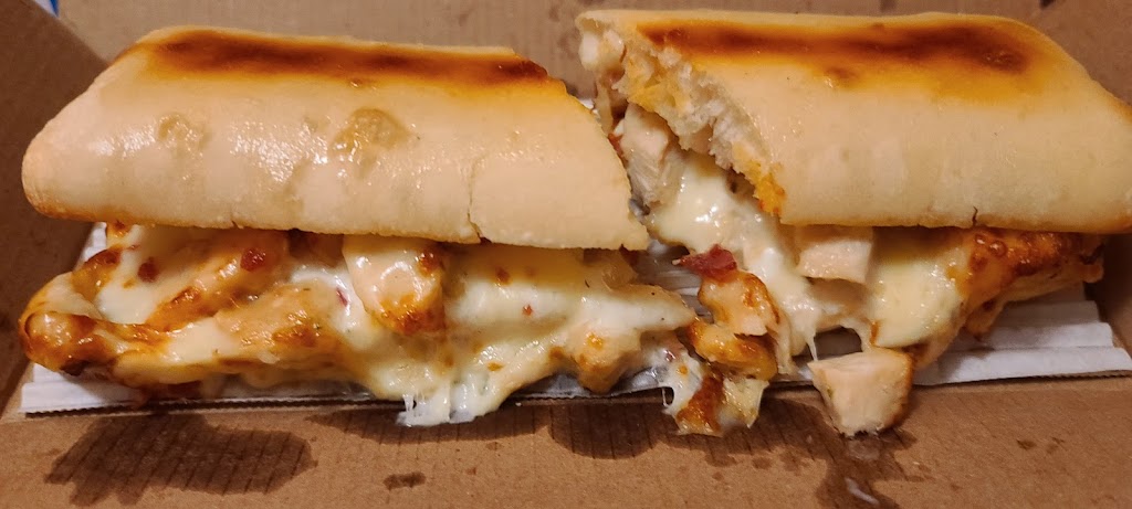 Dominos | restaurant | 1826 E Richards St, Douglas, WY 82633, USA | 3076242020 OR +1 307-624-2020